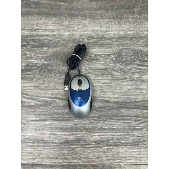 Logitech Click! Optical Mouse - USB - M-BT85 - 831197-0000 Vintage - Picture 1 of 5